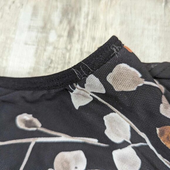 DanzNMotion * Gold Blossom Leotard * Child 12-14 - Picture 6 of 10